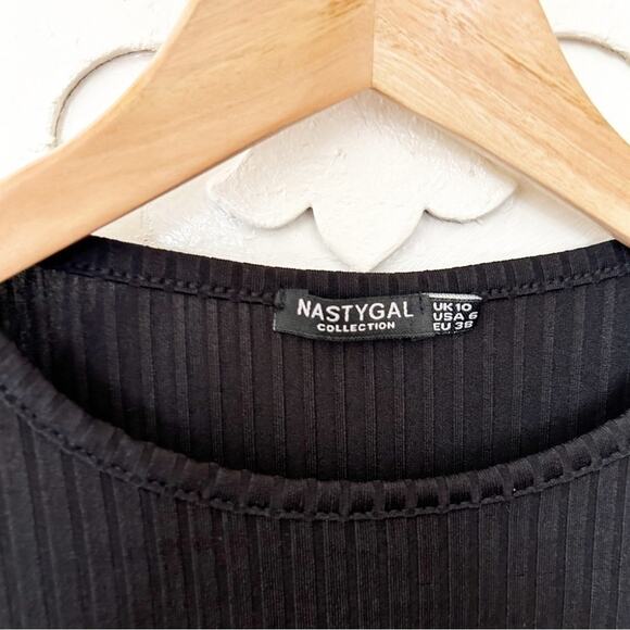 Nasty Gal Black Long Sleeve Round Neck Ribbed Bodycon Dress w/ Back Cut-Out Sz 6 - Picture 3 of 5